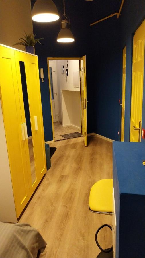 Yellow Blue Apartment Budapest Exteriör bild